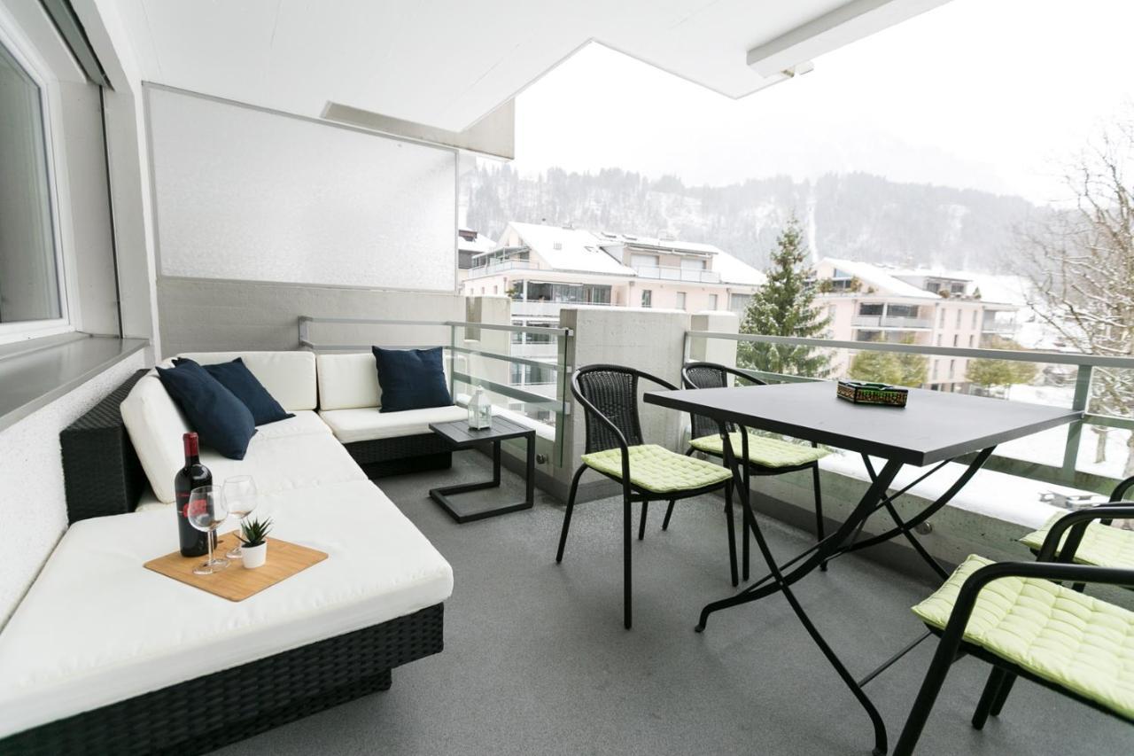Spirit Apartments - Balkon - Bergsicht - Parkplatz 엥겔베르그 외부 사진